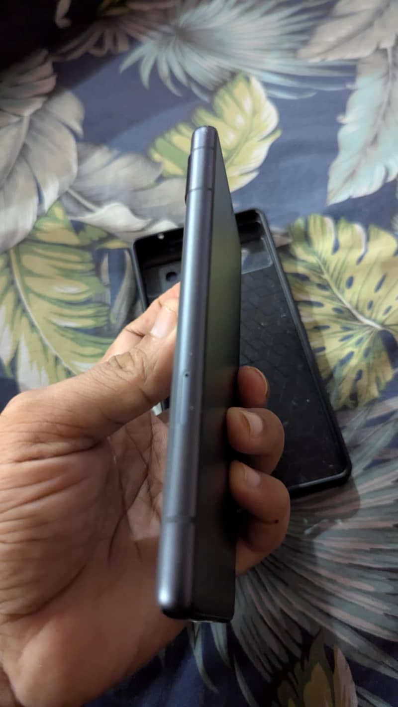 Google Pixel 7a 6