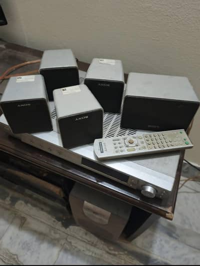 (Sony) hone theater in best condition