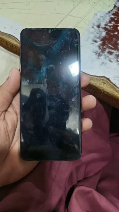 oppo A16 3gb ram 32 gb tom