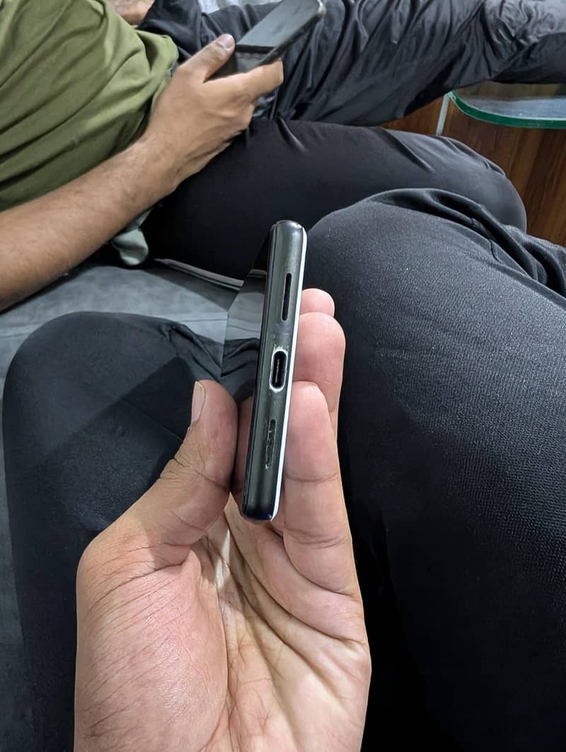Google Pixel 6 5