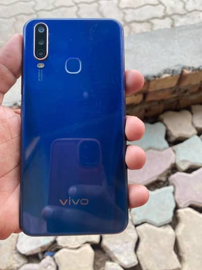 Vivo Y15