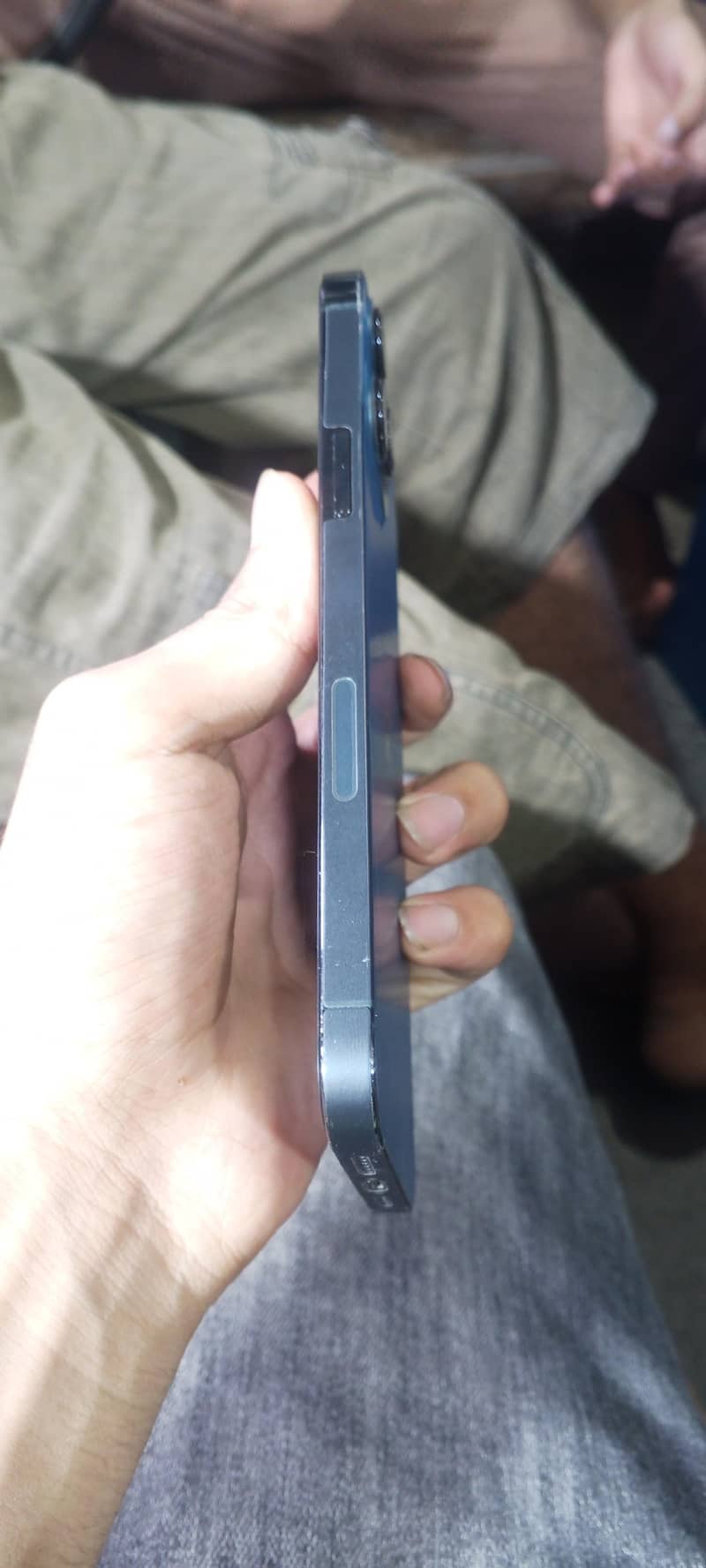 Apple iPhone 12 Pro Max 2