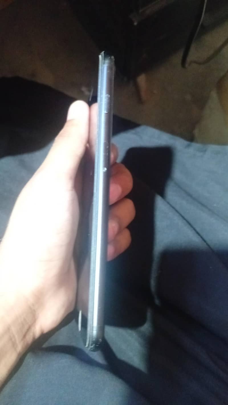 Apple iPhone 7 Plus 2