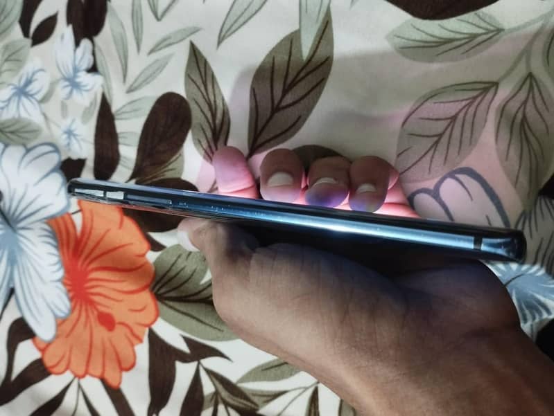 One Plus 7 Pro 3