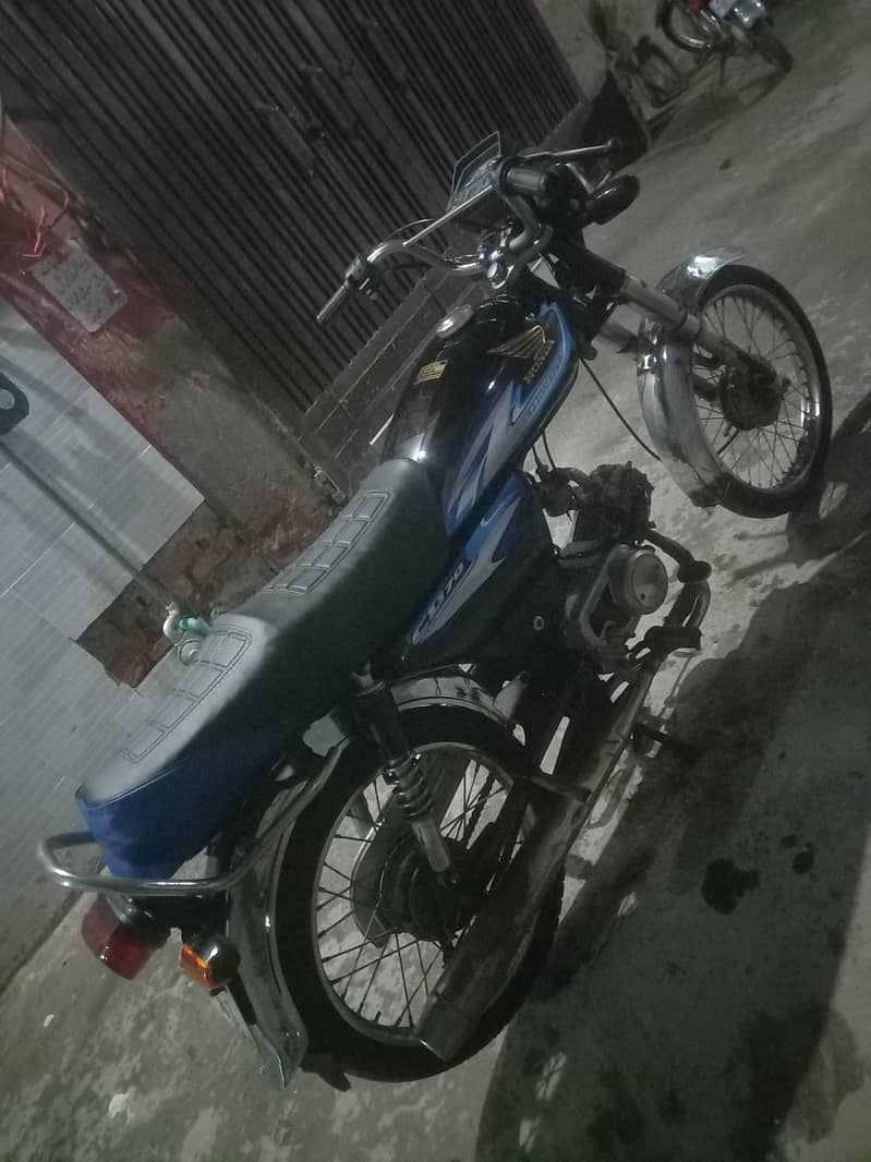 United. 70cc;/  complete documents 3