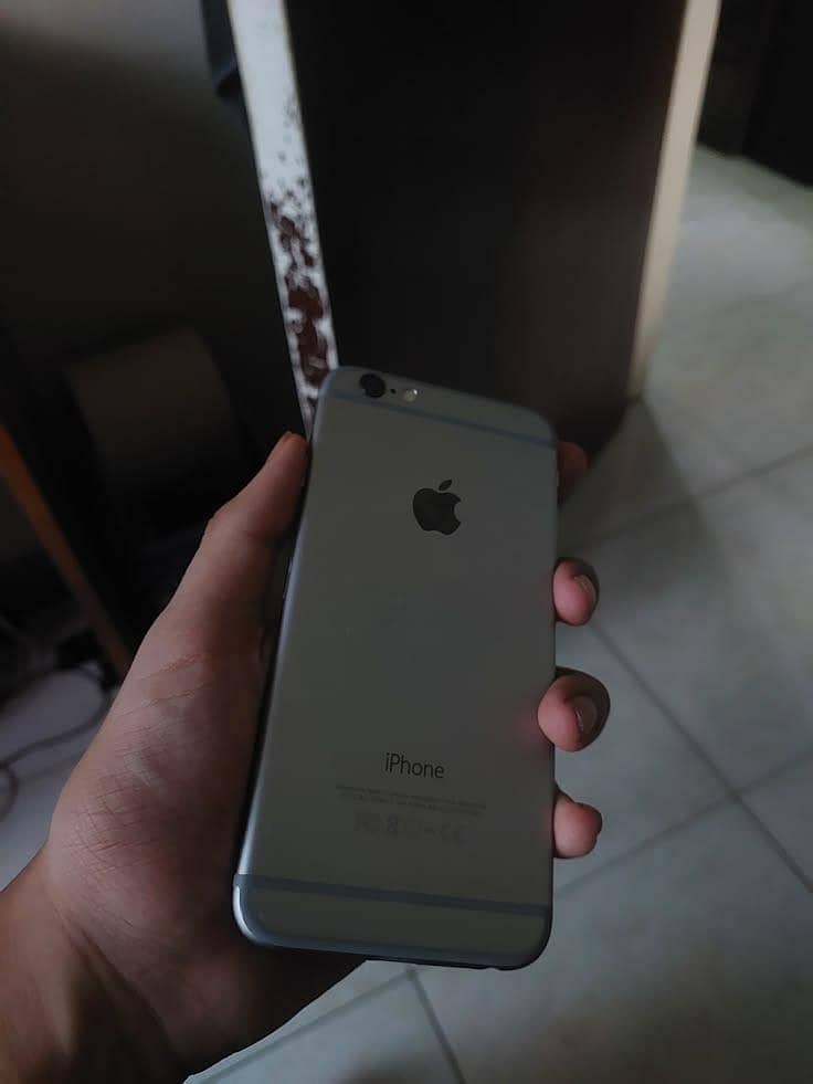 Apple iPhone 6 0