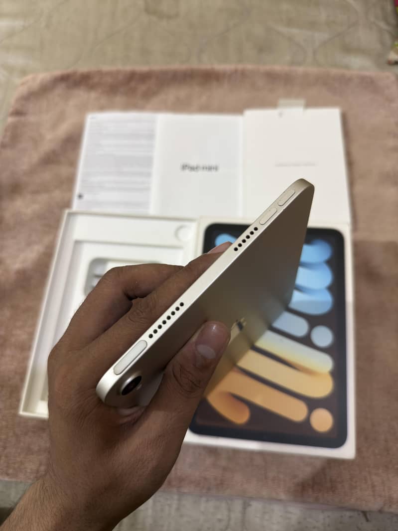 iPad Mini 6 Complete Box 4