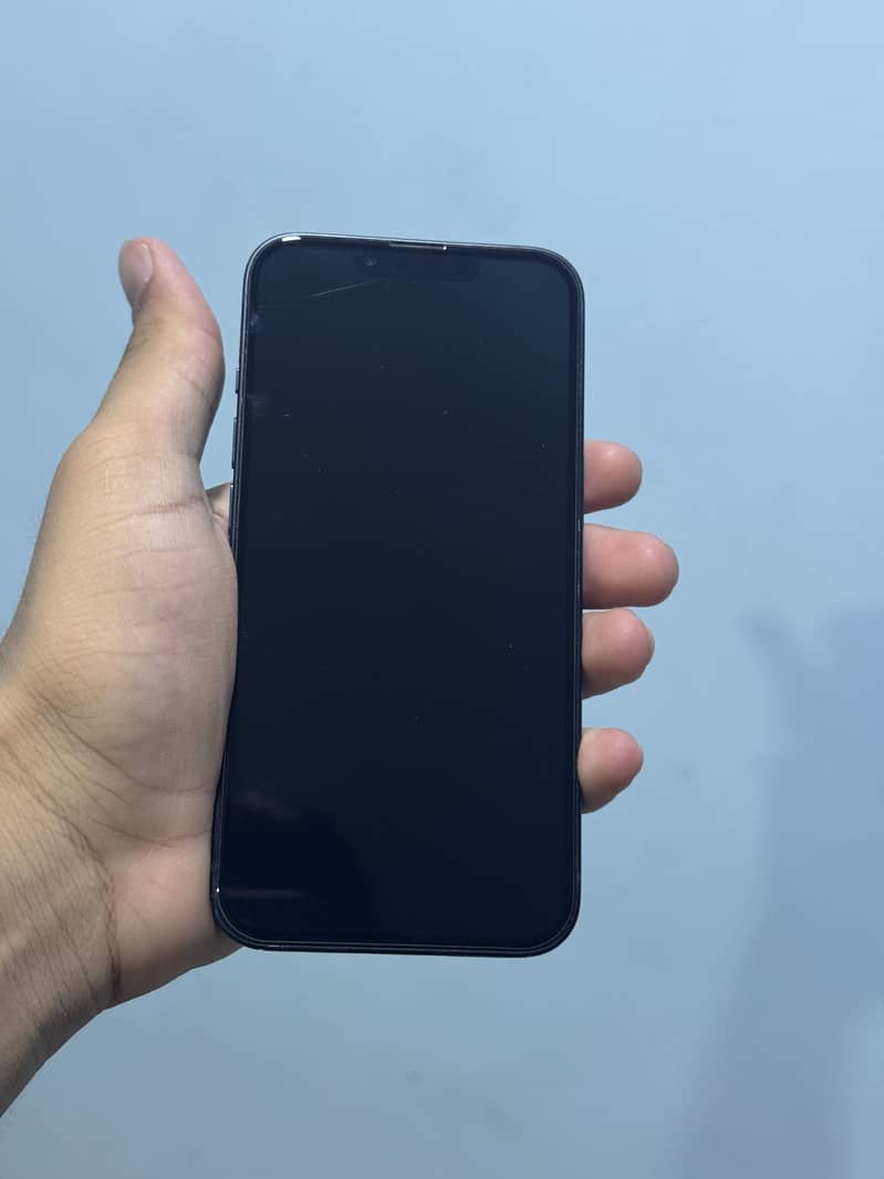 Apple iPhone 13 3