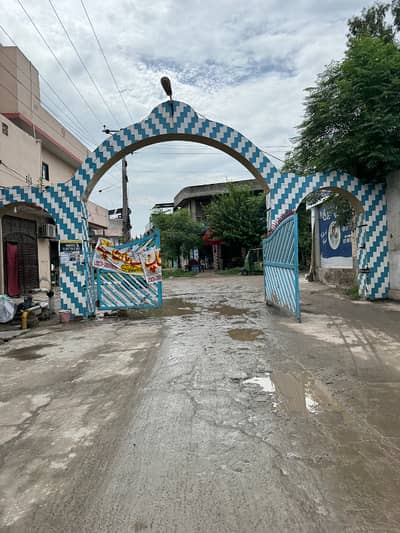 5 Marla plat for sale in hamza town fez 2 near ferozpur pure road 5 nambr stap DLA cenal