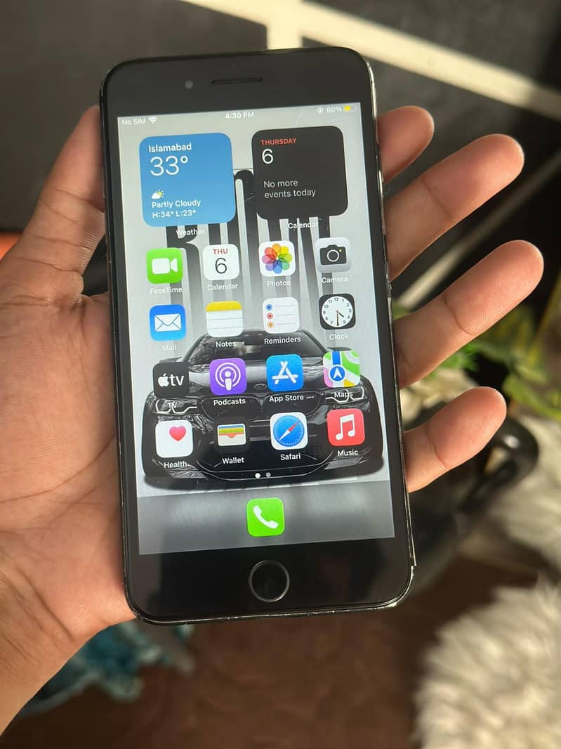 Apple iPhone 7 Plus 1