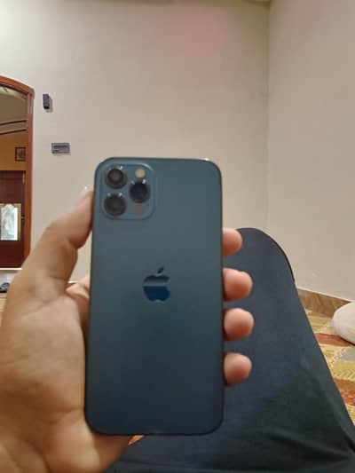 iPhone 12 very good condition no fault 100% good