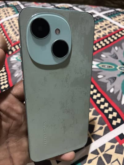 Tecno Spark Go 1