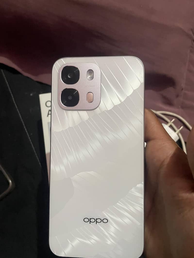 OPPO A6s 1