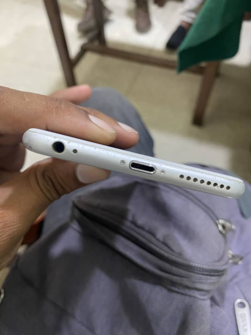 Apple iPhone 6 Plus 2