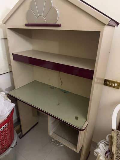 kid single bed and study table