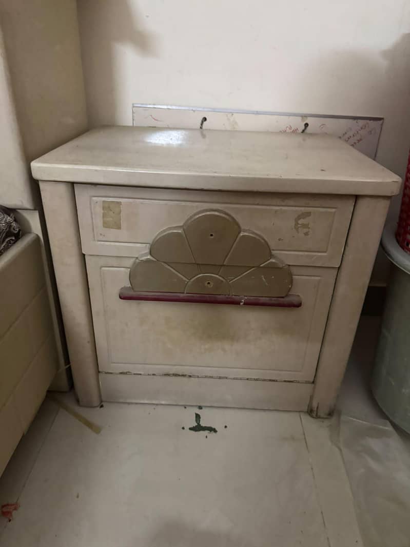 kid single bed and study table 2