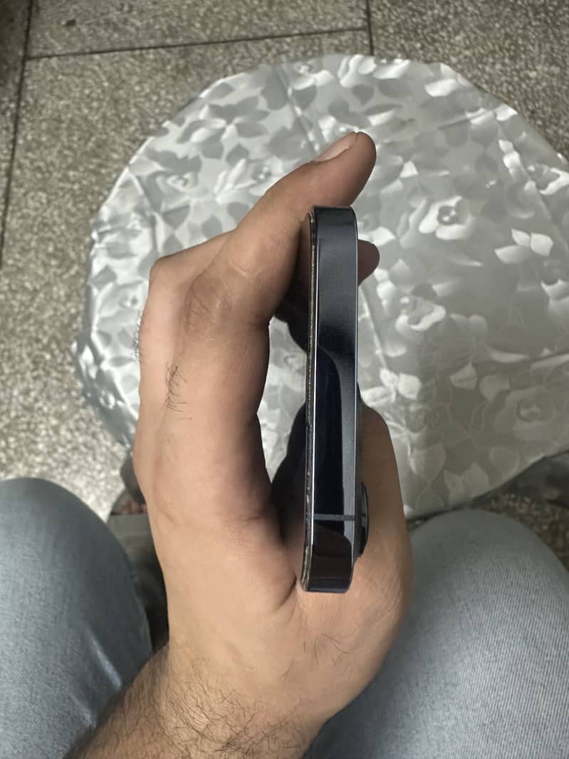 Apple iPhone 13 Pro 5