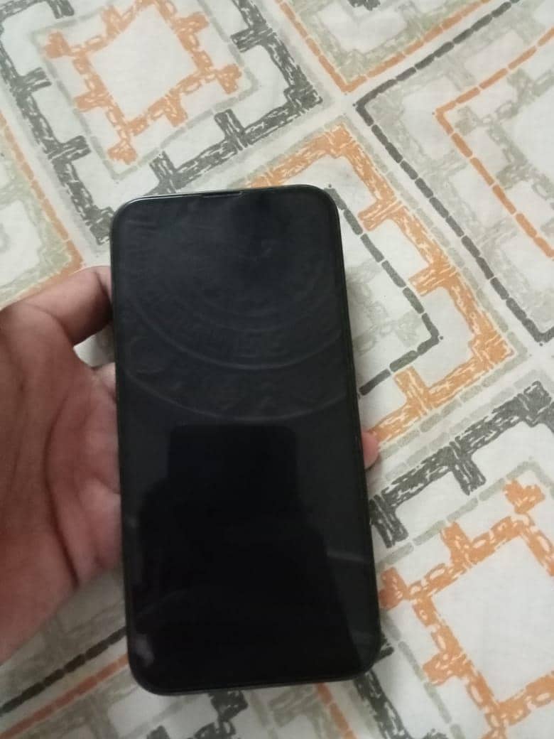 Apple iPhone 13 3