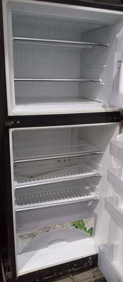 Dawlance Refrigerator For Sale – Good Condition