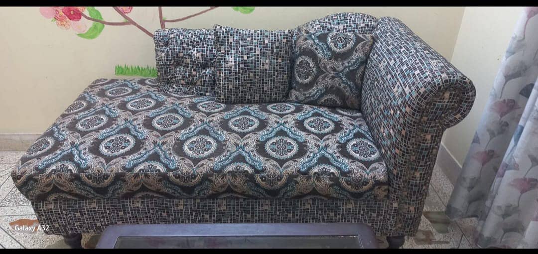 Sofa 2 seater with centre table 0