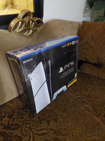 Playstation 5 825 GB (Digital Edition) (Used for 1 and a half month)