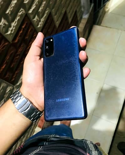 Samsung Mobile S20 FE