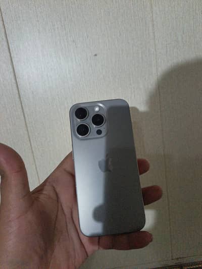 Apple iPhone 15 Pro
