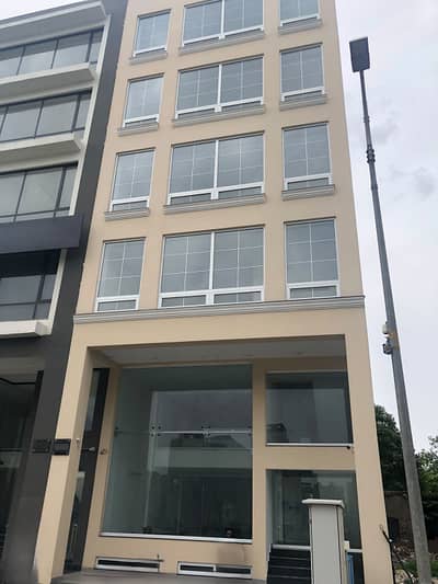 4.5 MARLA 3 Floors - Ground, Basement, Mezzanine Available for Rent at Broadway Phase 8 -Modern Multi-Storey Commercial Building Prime Frontage, Spacious Floors & Contemporary Design