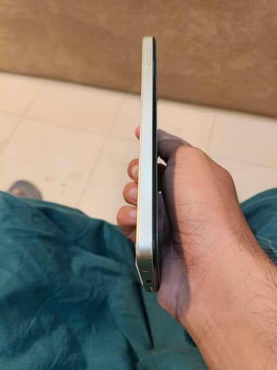 Tecno Spark Go 1