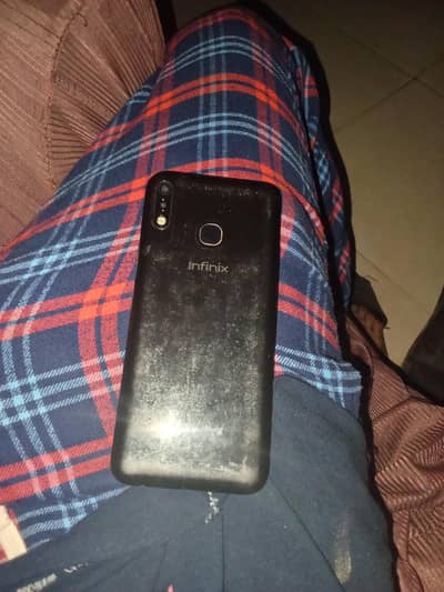 Infinix Hot 8 Lite