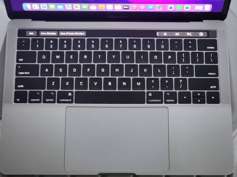 Apply MacBook 3