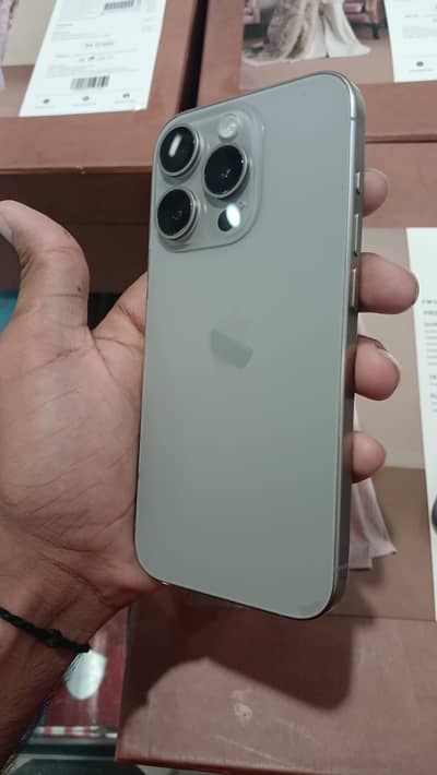 Apple iPhone 15 Pro