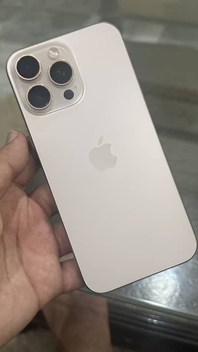 Apple iPhone 16 Pro Max