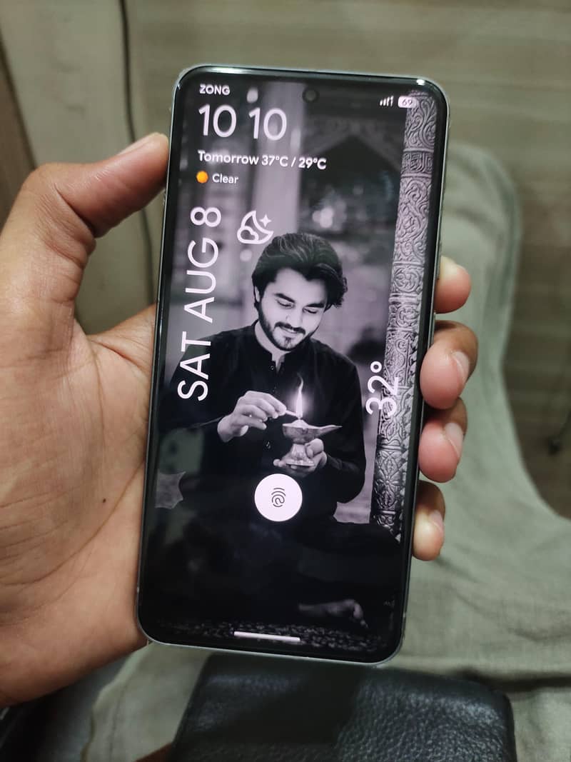 Google Pixel 8 3
