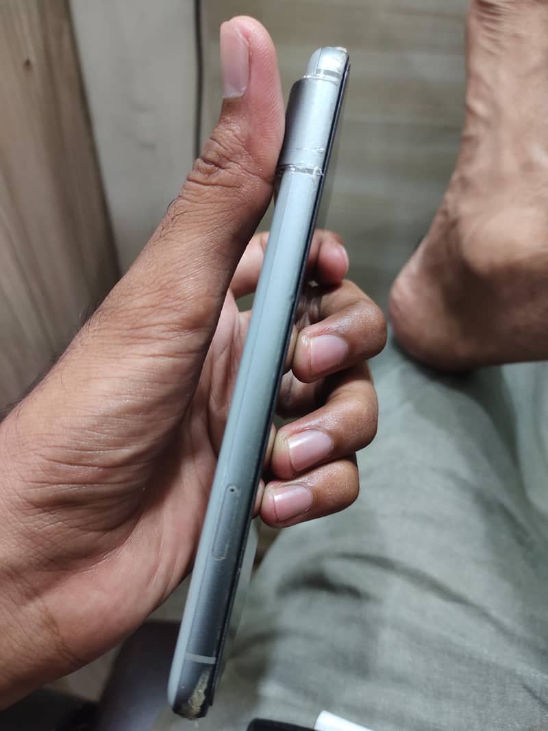Google Pixel 8 8