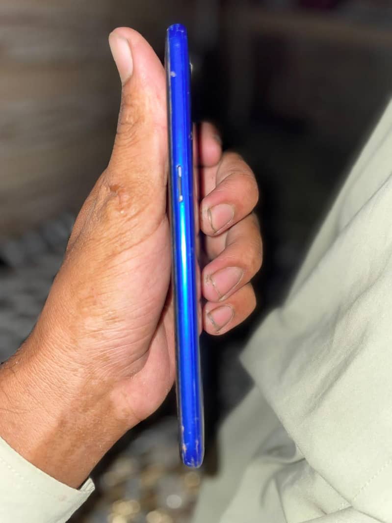 Realme C2 3