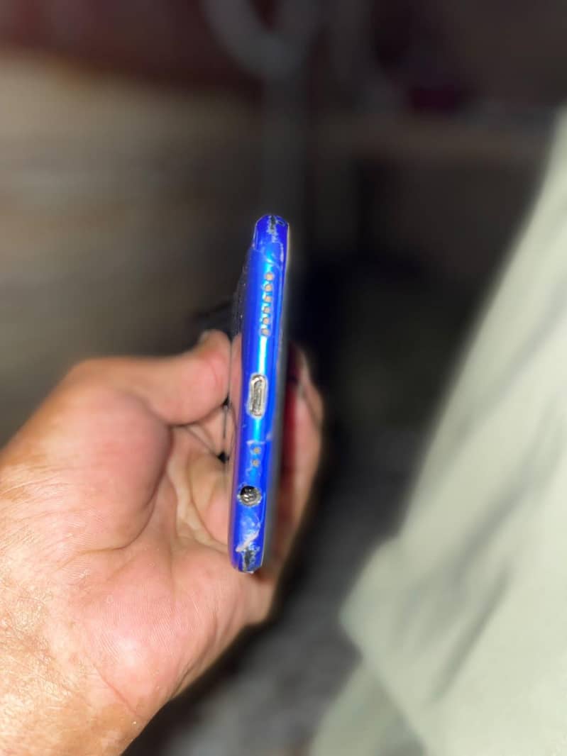 Realme C2 5