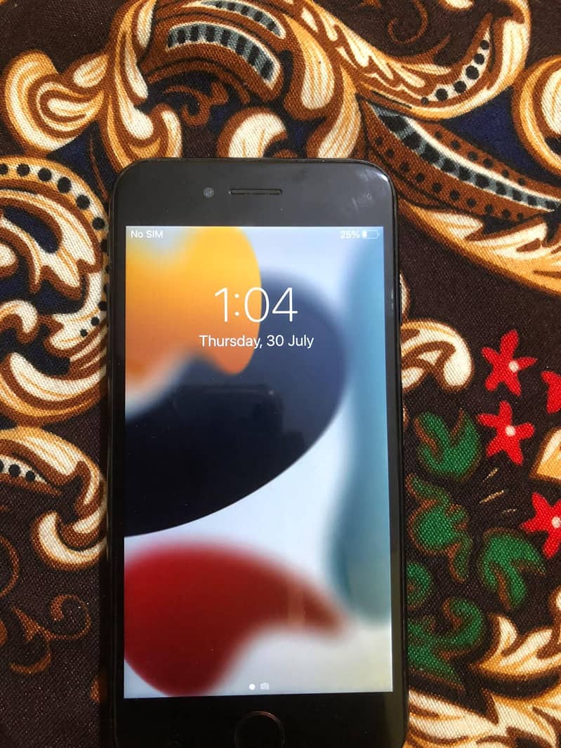 Apple iPhone 7 3