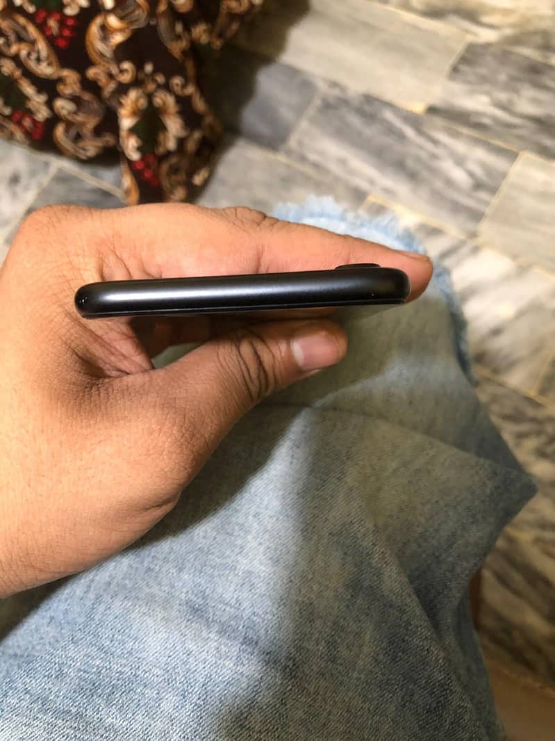 Apple iPhone 7 5