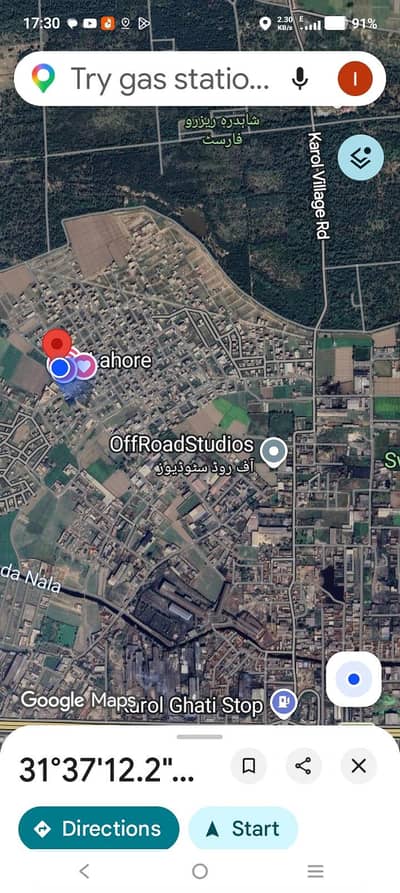 New corner House with 6 shops for sale