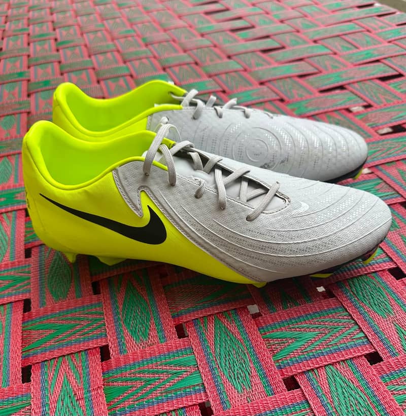Nike phathom 4