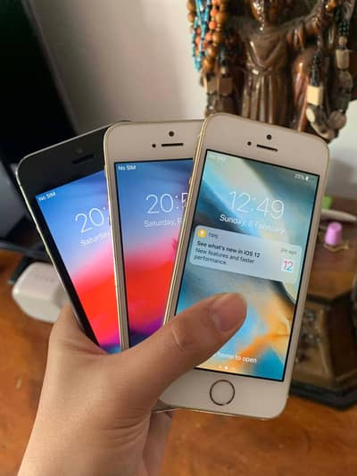 Apple iPhone 5s 128GB full box WhatsApp number 03039430357