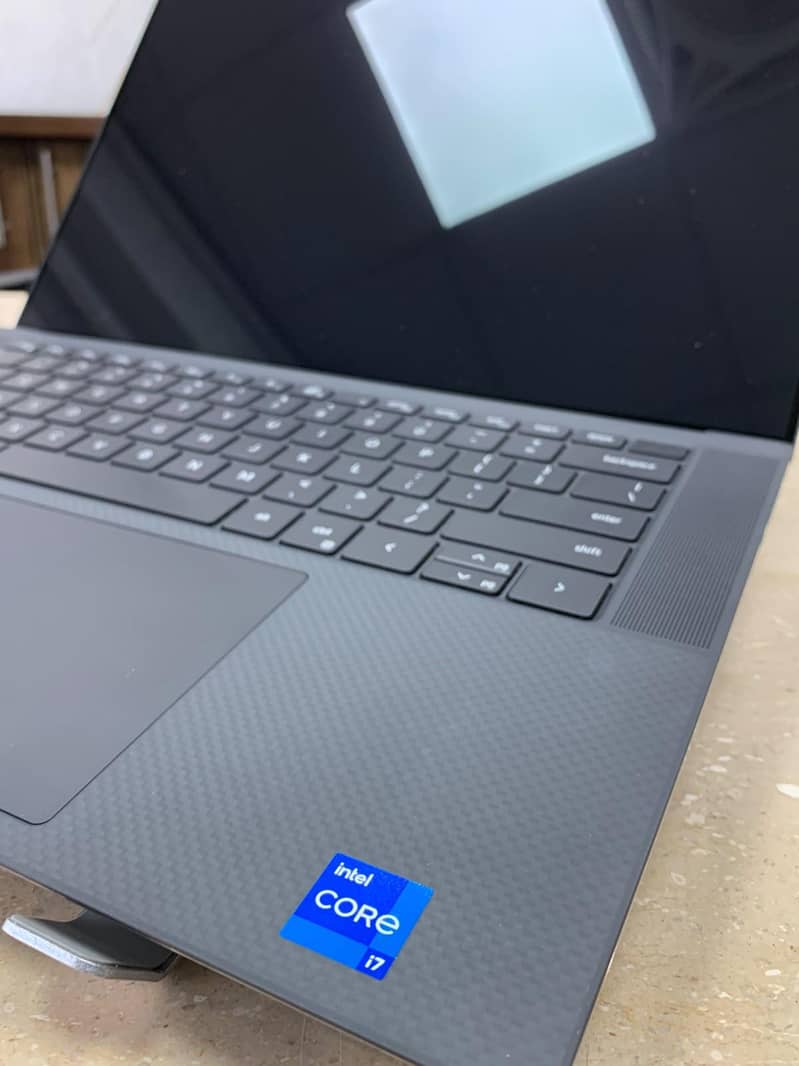dell precision 5560 1