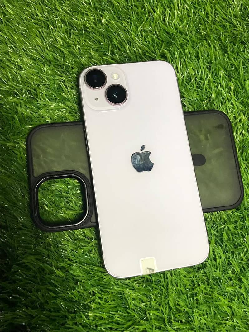 Apple iPhone 14 3