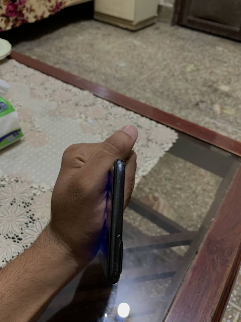 Apple iPhone 7 Plus 3