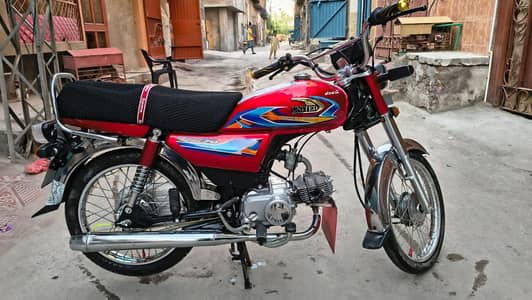 New Only 3000 km United Bike