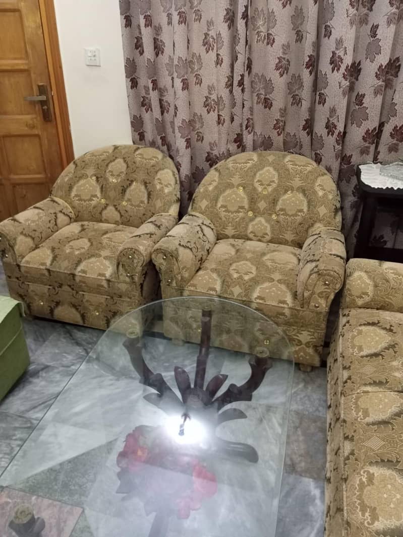 3 sofas new condition 2