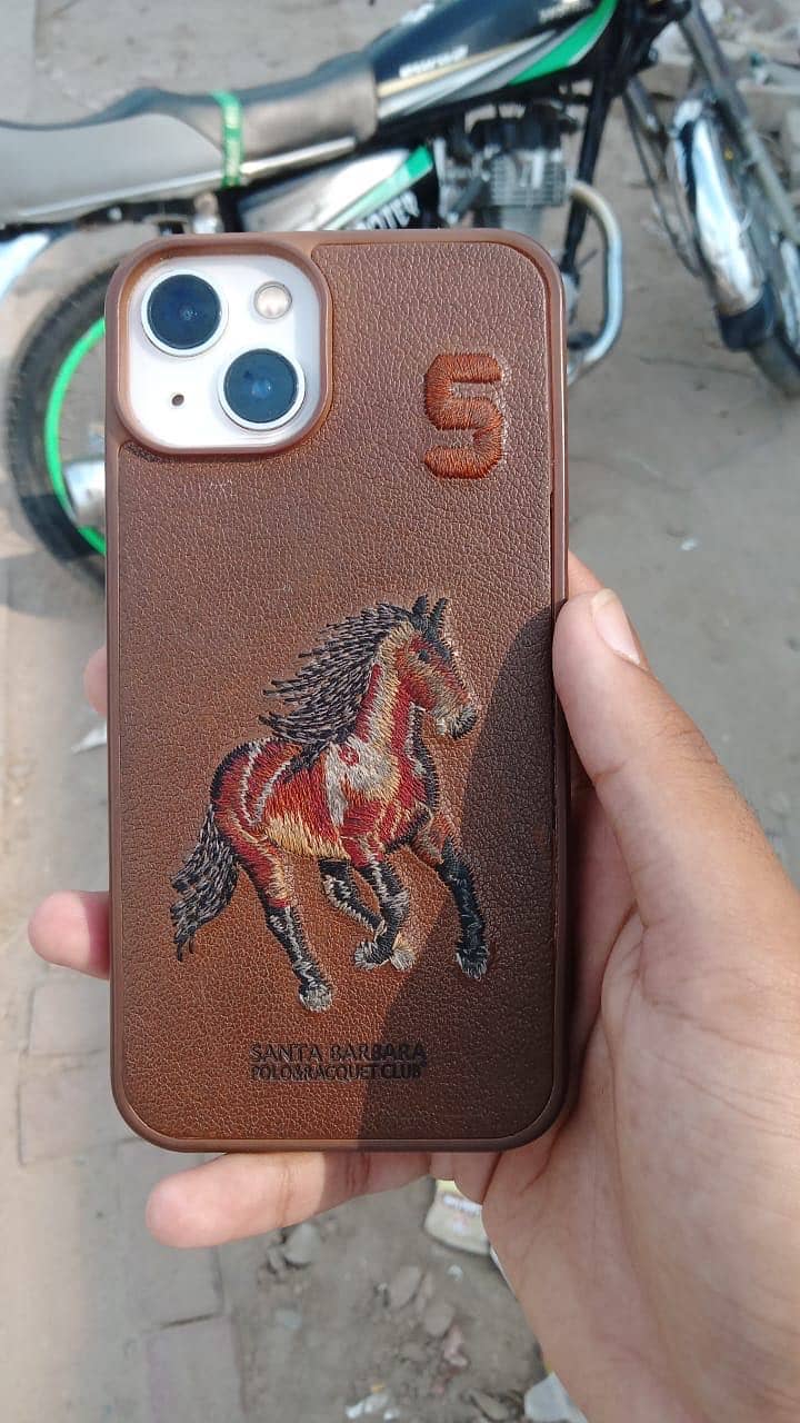 Apple iPhone 13 0