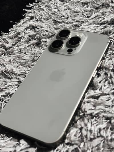 Apple iPhone 15 Pro