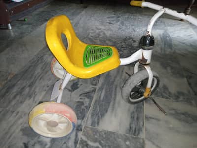 kids tricycle  working condition